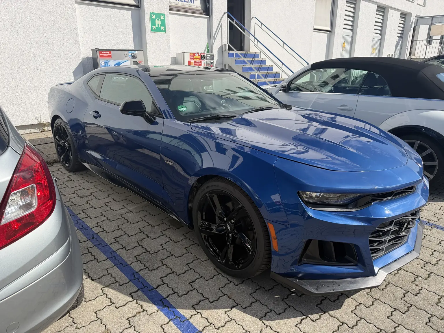 Chevrolet Camaro – Lackierarbeit bei KLZM bei KLZM in Garching bei München